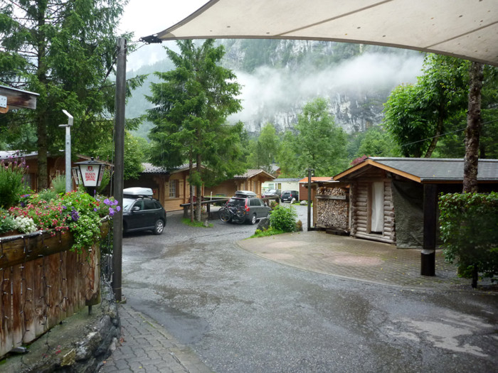 Camping_Jungfrau_cabins1